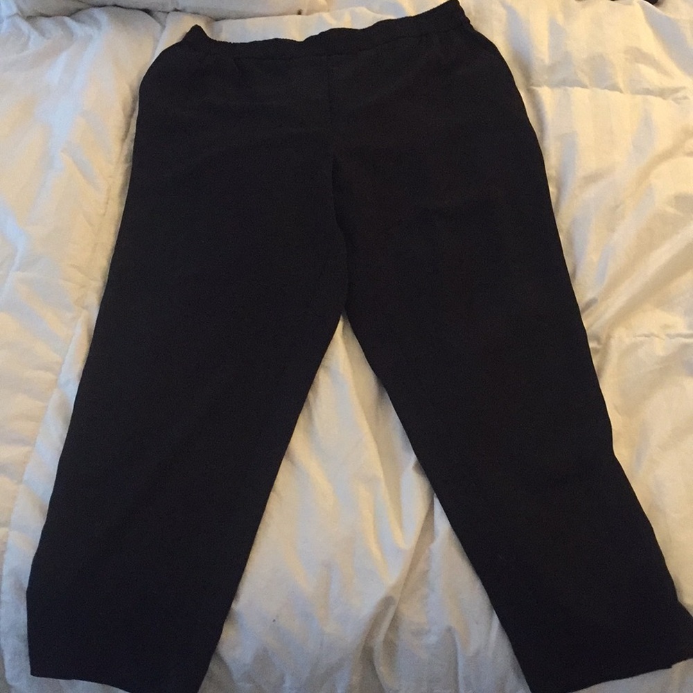 Black Anthropologie essential pull-on trouser